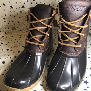 Sperry duck boots